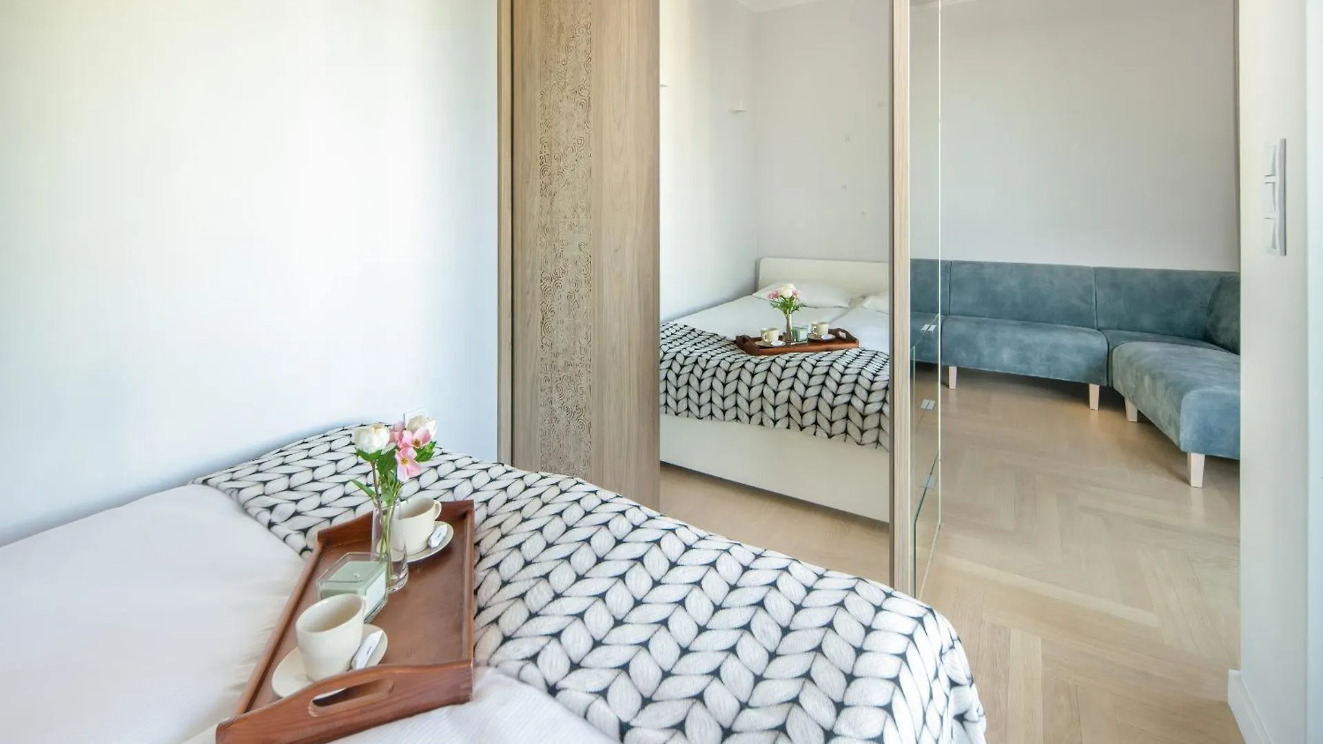 Unique Apartment With Balcony And Parking By Noclegi Renters Краков